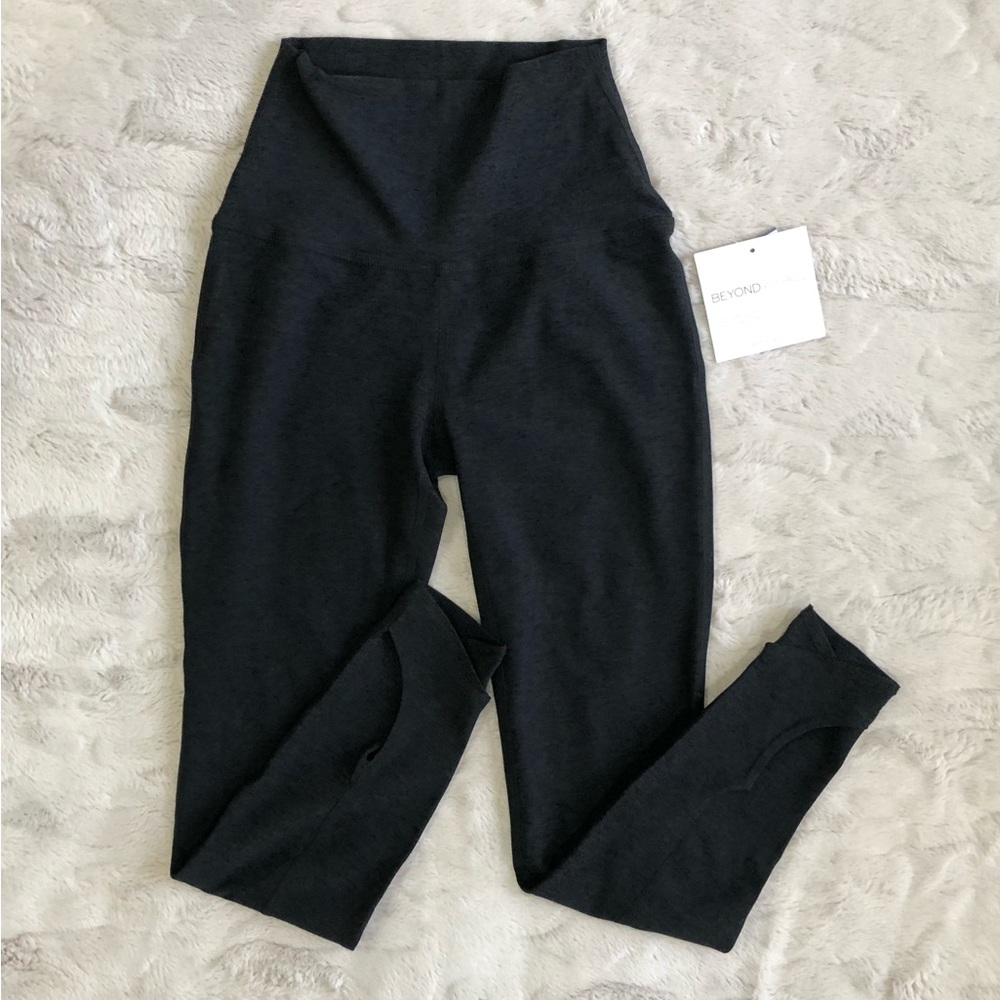 Beyond Yoga Dark Grey/Black High Waisted Leggings